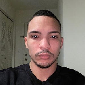 Meet your Posher, Luis